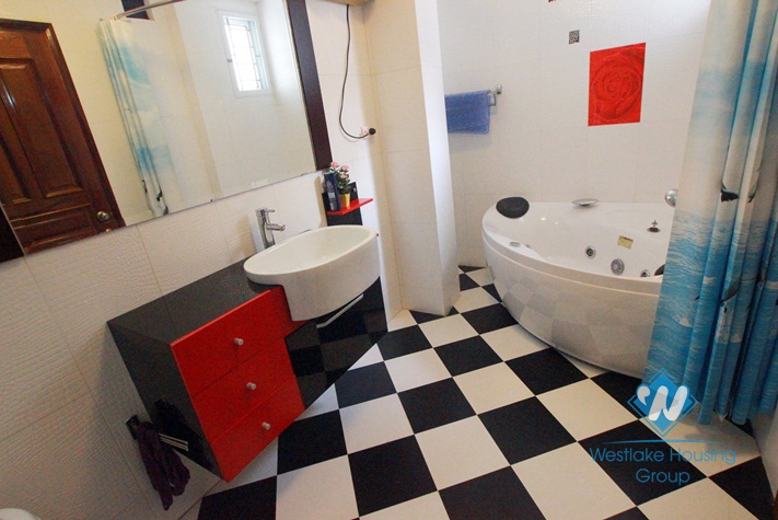 Wonderful apartment for rent near Water Park, Tay Ho, Hanoi